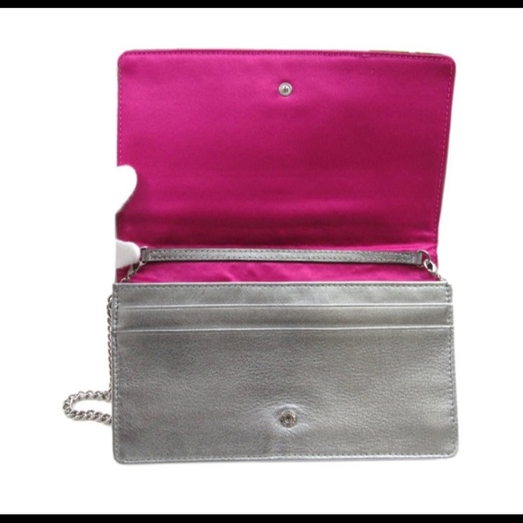 🪴EUC Coach WOC Flap bag🪴 - Picture 6 of 9